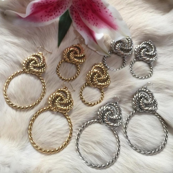 NEW Vanessa Mooney The Valleta Earrings SILVER - Picture 4 of 4